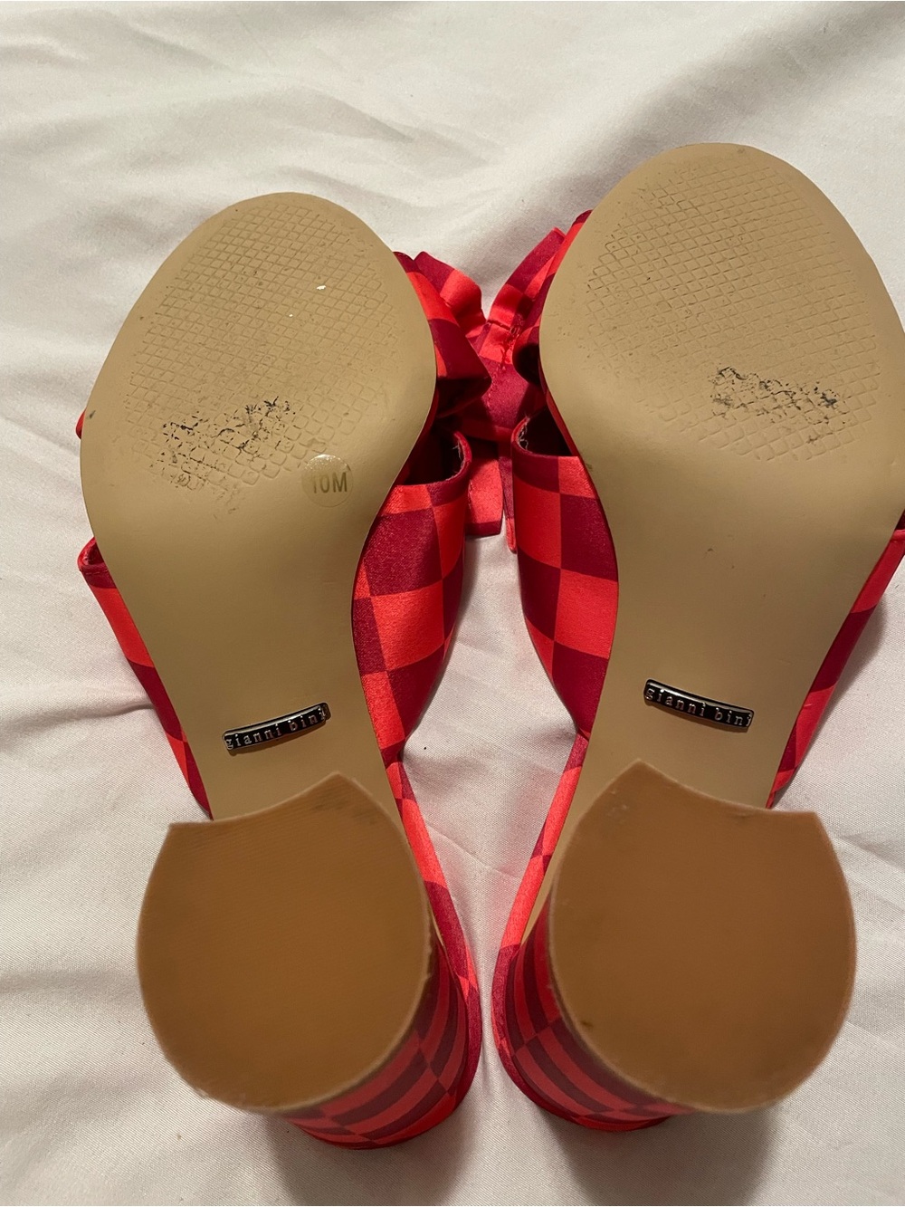 Gianni Bini pink Checkered Bow Block Heel. - Picture 4 of 5